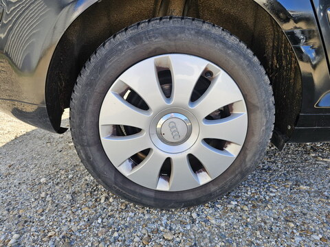 Audi A3 Sportback  1.6 102ch Attraction *100000kms*