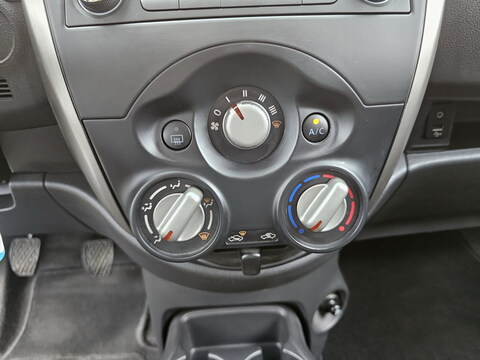 Nissan Micra IV  1.2 80ch Acenta *77000 Kms*