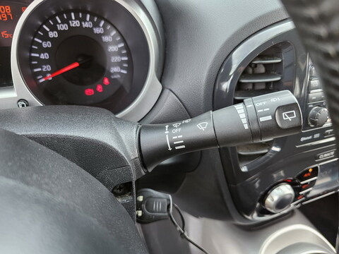 Nissan Juke  1.6L 16v 117ch Acenta + GPS