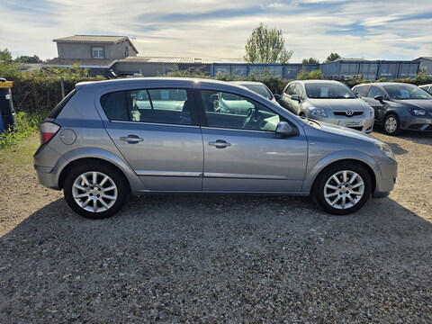 Opel Astra III  1.6 105ch Twinport Elegance 5p
