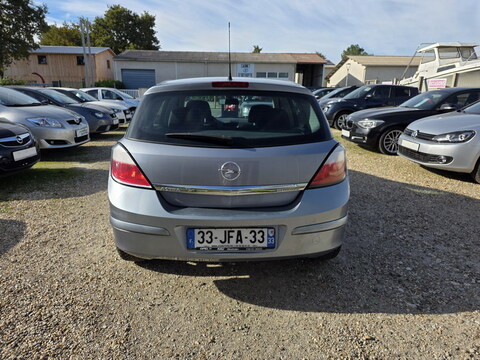 Opel Astra III  1.6 105ch Twinport Elegance 5p