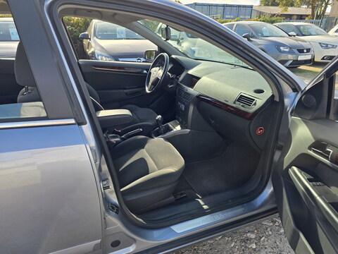 Opel Astra III  1.6 105ch Twinport Elegance 5p
