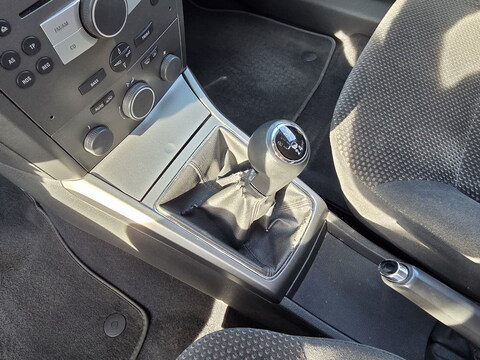 Opel Astra III  1.6 105ch Twinport Elegance 5p