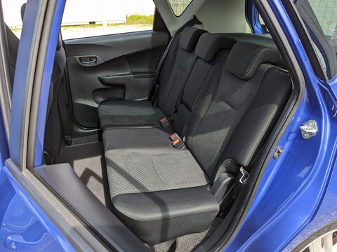 Toyota Verso-S  100 VVT-i Lounge MultiDrive S