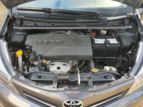 TOYOTA YARIS 1.3 DUAL VVTI 100 LIFE