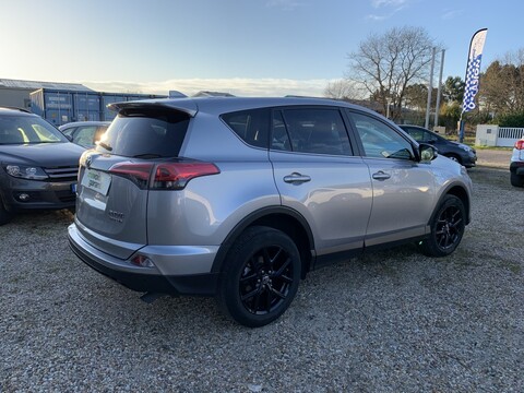 TOYOTA RAV_4 2,5L Hybride 197ch Design Business