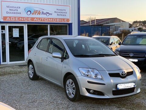 TOYOTA AURIS 1,6 VVti - 125ch SOL