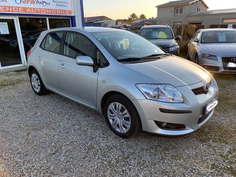 TOYOTA AURIS 1,6 VVti - 125ch SOL