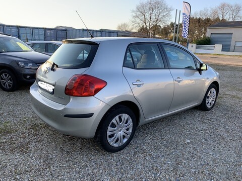 TOYOTA AURIS 1,6 VVti - 125ch SOL