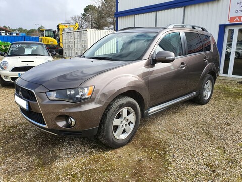 MITSUBISHI OUTLANDER 2.2 DI-D Intense Plus