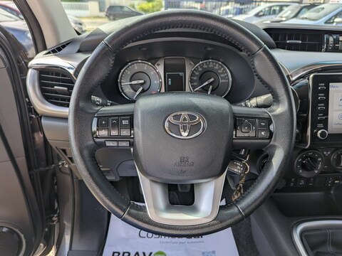 Toyota Hilux VIII  2.8 D-4D X-Tra Cabine Légende 4WD