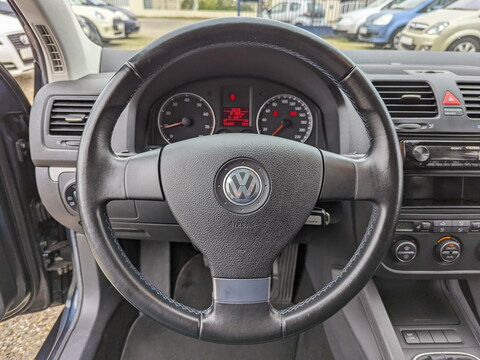 Volkswagen Golf V  1.4l 80ch Tour 5P