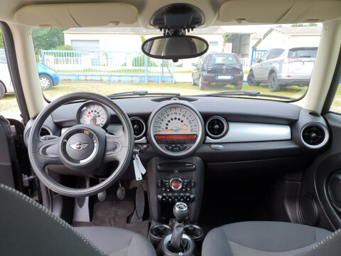 MINI Cooper 1.6 16V 122 COOPER