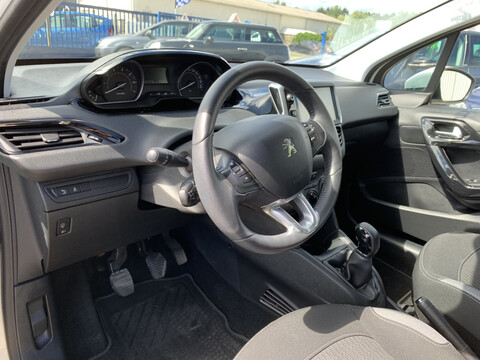 PEUGEOT 208 1,2 e-Vti - 82ch ACTIVE