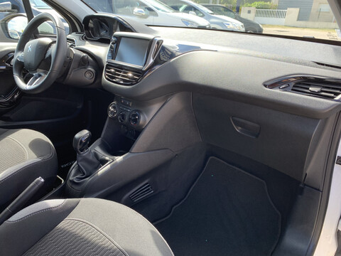 PEUGEOT 208 1,2 e-Vti - 82ch ACTIVE