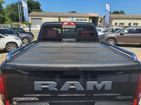 DODGE RAM HEMI 5.7 V8 REBEL