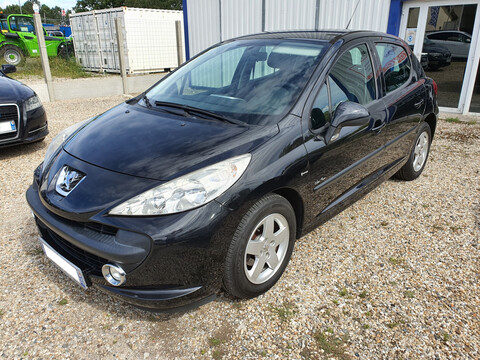 PEUGEOT 207 1.4 16S 75ch Urban Move 