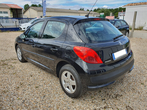 PEUGEOT 207 1.4 16S 75ch Urban Move 