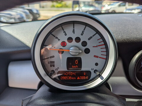 Mini Clubman I (R55)  Cooper 122ch