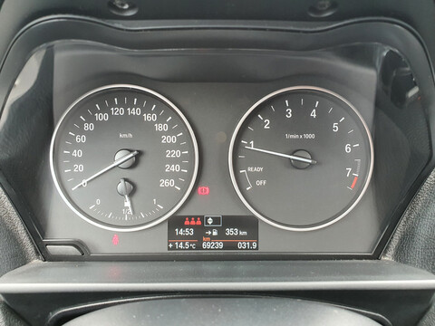 BMW Série 1 1.6 Turbo Lounge