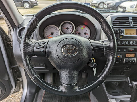 Toyota RAV4 II  150 VVT-i Limited Edition BVA 5p