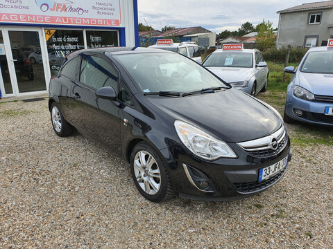 OPEL Corsa 1.4 16 87ch 150ème Anniversaire