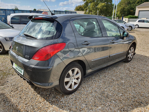 PEUGEOT 308 1.6 HDI 110 PREMIUM