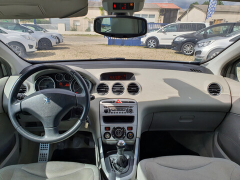 PEUGEOT 308 1.6 HDI 110 PREMIUM