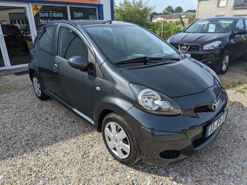 Toyota Aygo 1.0 VVT-i 68ch Confort 5p