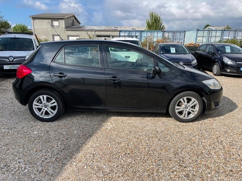 Toyota Auris I  1.4l 97 VVT-i Sol 5p