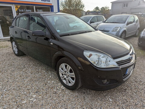 Opel Astra III 1.6 115ch Ecotec Cosmo 5p