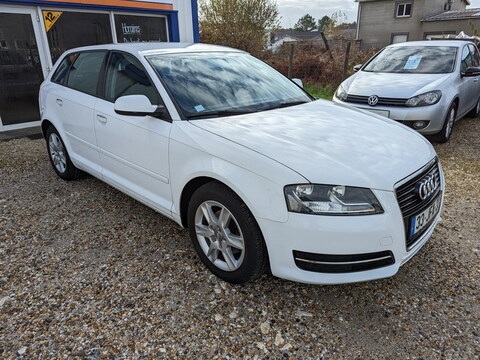 Audi A3 Sportback II  1.2 TFSI 105ch Start/Stop Attraction