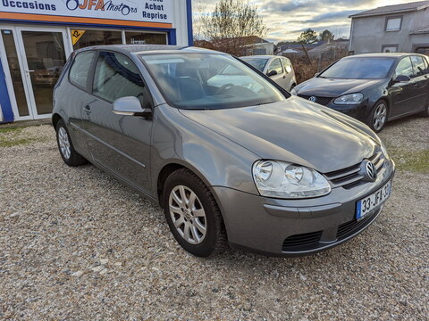 Volkswagen Golf V  1.6 102ch Confort 3p