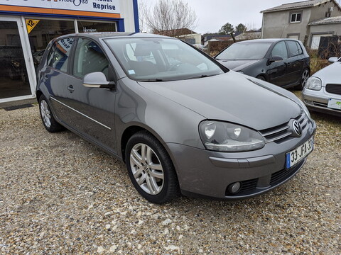 Volkswagen Golf V  1.6 102ch Confortline 5p