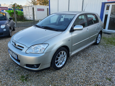 TOYOTA Corolla 1.6 16 110 SPORT LINE