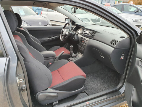 TOYOTA Corolla 1.8 VVTi 192ch TS