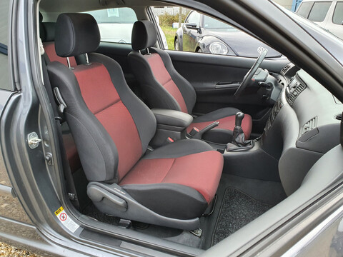 TOYOTA Corolla 1.8 VVTi 192ch TS