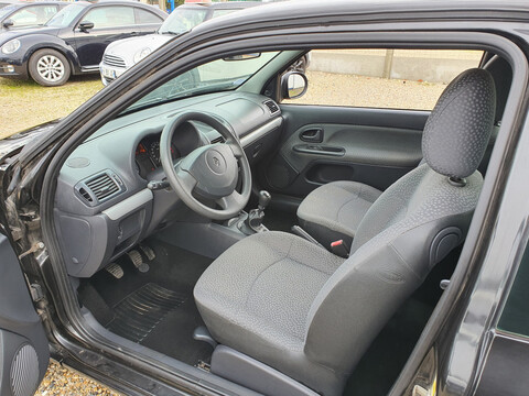 RENAULT CLIO 1.2 16v 75 CAMPUS ECO2