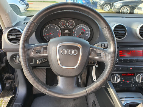 AUDI A3 1.4 TFSI 125 AMBITION