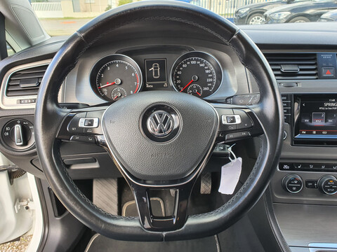 VOLKSWAGEN GOLF VII 1.4 TSI 122 CONFORTLINE BLUEMOTION