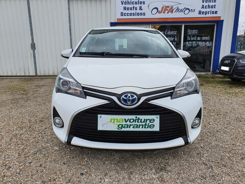 TOYOTA YARIS 1.5 100H DYNAMIC ZEN