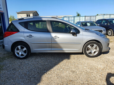 PEUGEOT 207 SW 1.6 VTI 120 PREMIUM