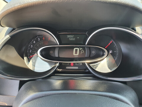 RENAULT CLIO 1.2 TCE 120 ENERGY INTENS EDC