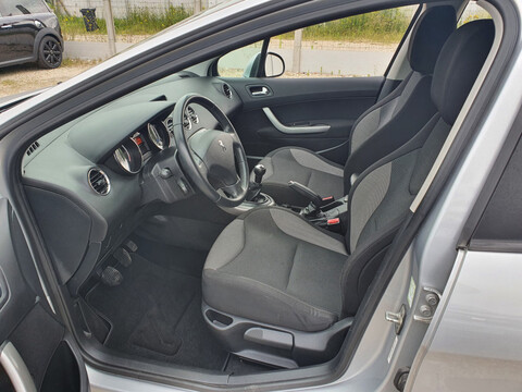 PEUGEOT 308 1.6 VTI 120 PREMIUM