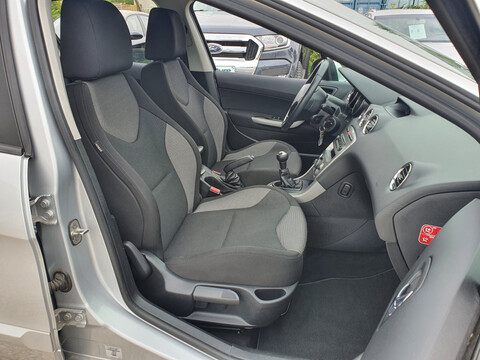 PEUGEOT 308 1.6 VTI 120 PREMIUM