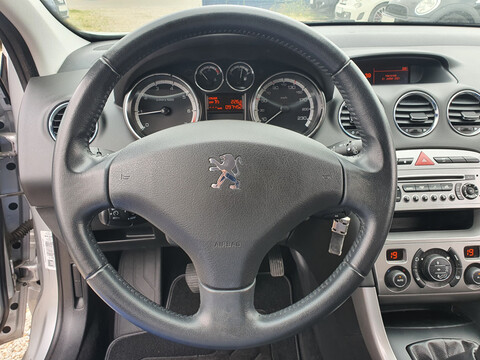 PEUGEOT 308 1.6 VTI 120 PREMIUM