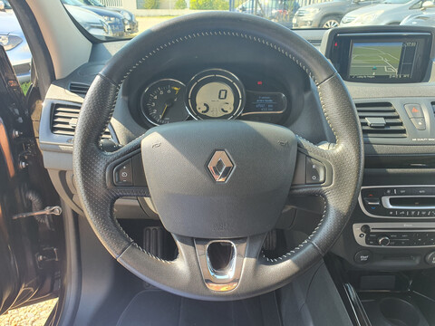 RENAULT MÉGANE ESTATE 1.4 TCE 130 BOSE