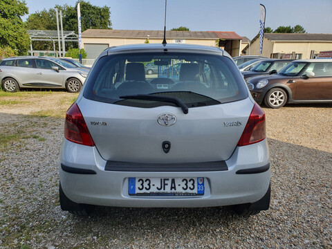 TOYOTA YARIS 1.3 VVTI 87 LUNA PACK