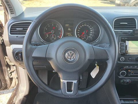 VOLKSWAGEN GOLF VI 1.2 TSI 105 TRENDLINE