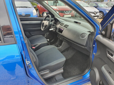 SUZUKI Swift 1.3 VVT 92 GL 5P